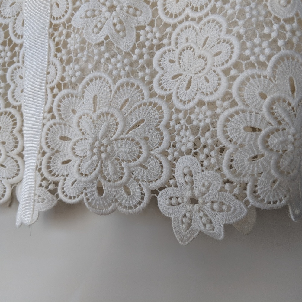 Chanel White Lace Skirt - image 5